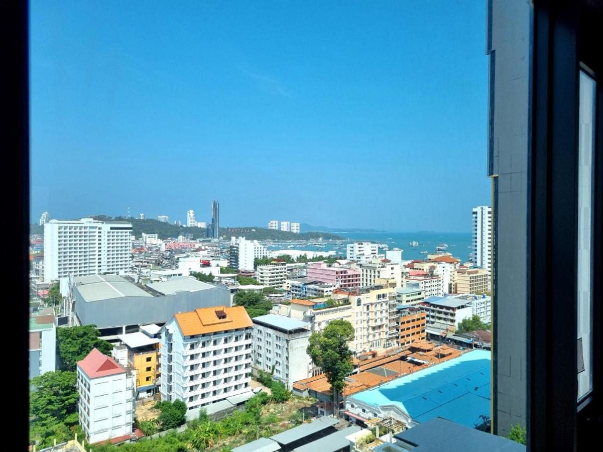 The Base Condo Center Of Pattaya Rooftop Swimming Pool Exteriér fotografie