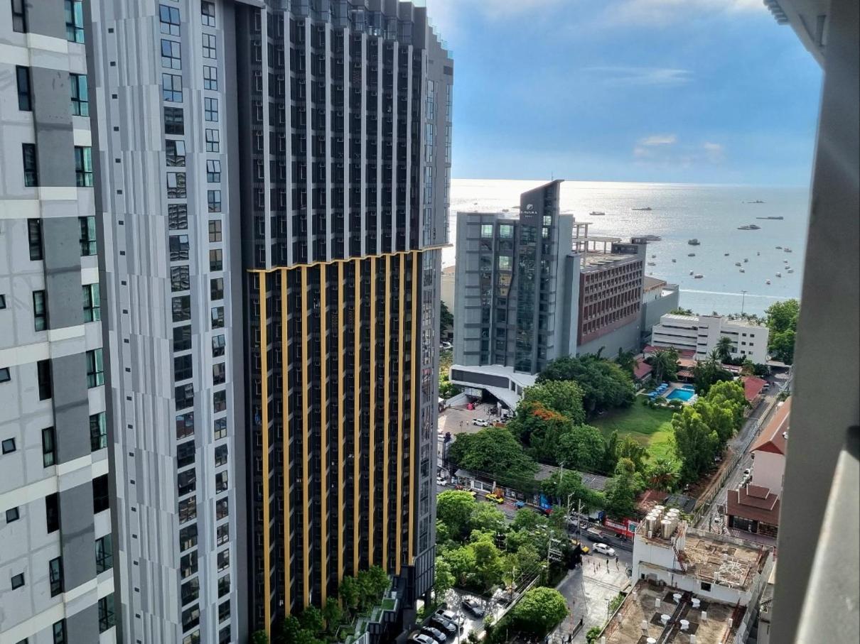 The Base Condo Center Of Pattaya Rooftop Swimming Pool Exteriér fotografie