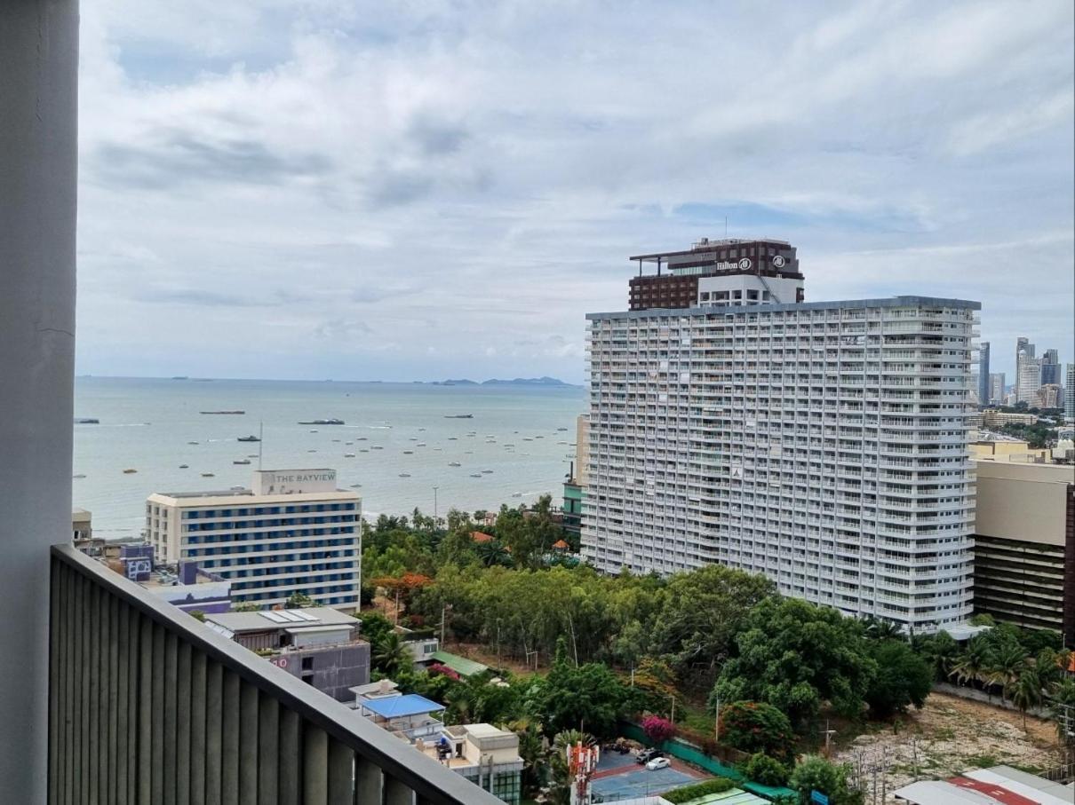 The Base Condo Center Of Pattaya Rooftop Swimming Pool Exteriér fotografie